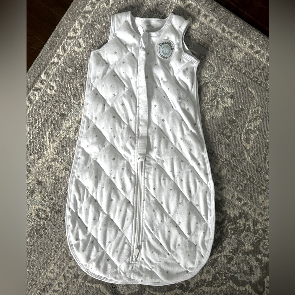 Dreamland Sleep Sack. Size Small, 0-6 months.